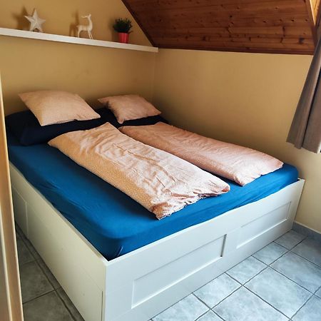 Szigeti Apartmanhaz Πετς Εξωτερικό φωτογραφία